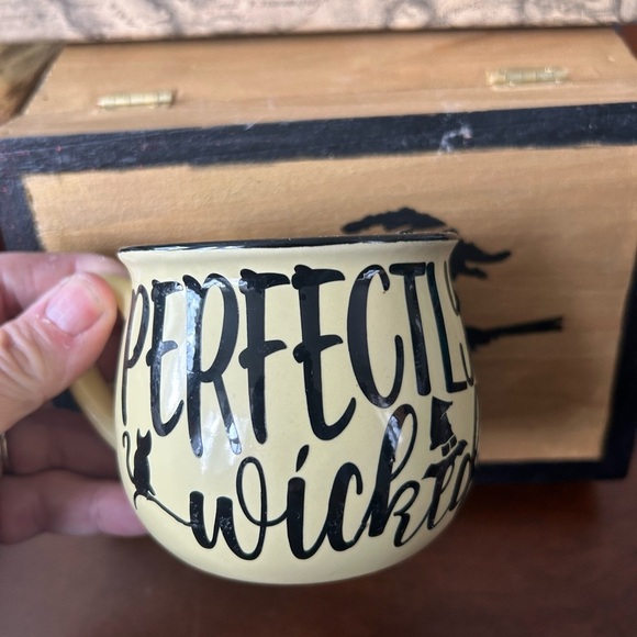 Yellow 'Perfectly Wicked' Mug in the shape of a cauldron for that witchy friend. - Picture 6 of 10